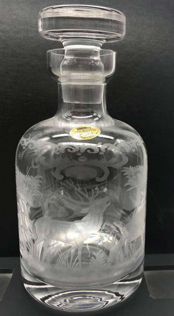 carafe à whisky décor gibier en cristal