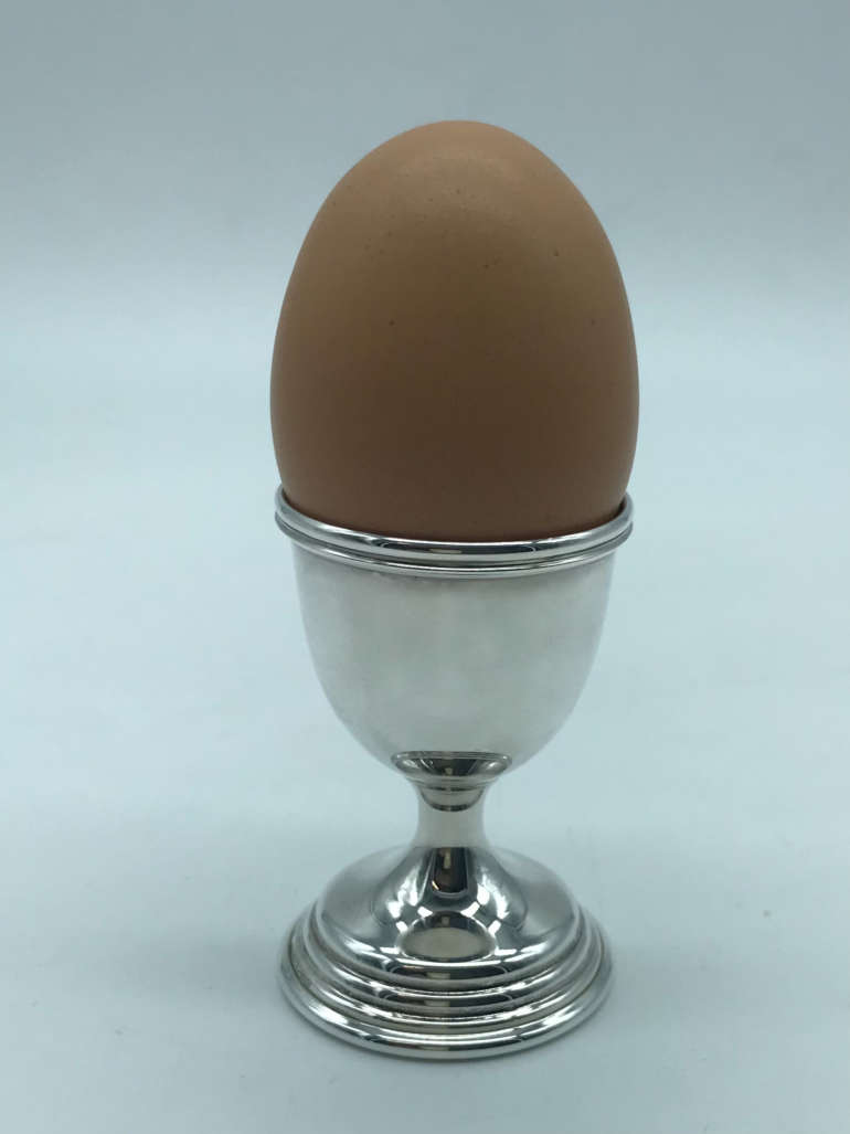 coquetier-filets-en-argent-massif-orf-vrerie-floutier-table-argenterie